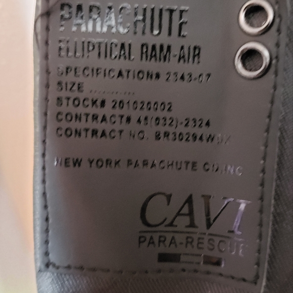 CAVI parachute jacket - Picture 4 of 7